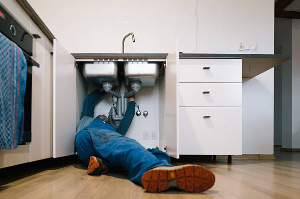 Professional Leak Detection technician working in Lumberville, PA